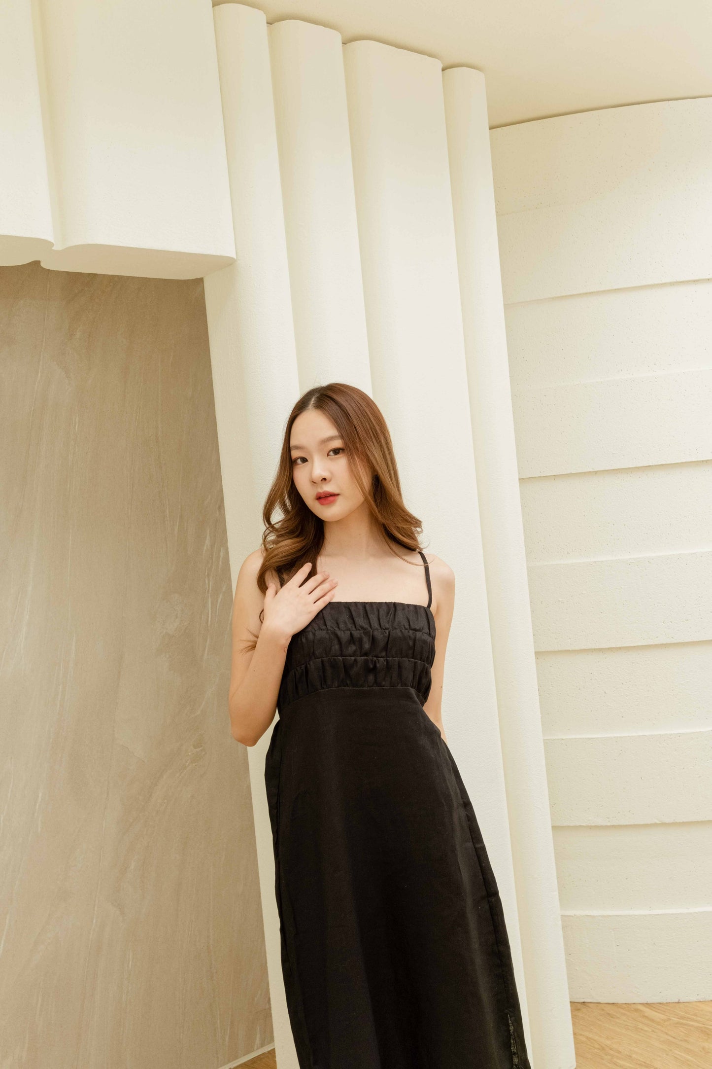 Amelia Midi Dress — Black